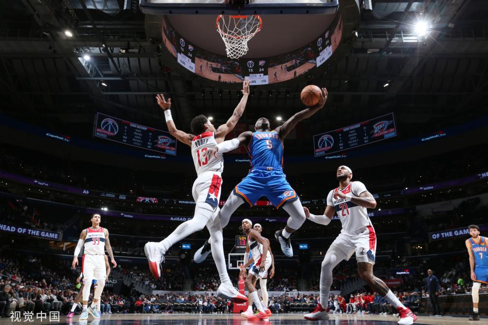 轻新星的惊 轻新星的惊